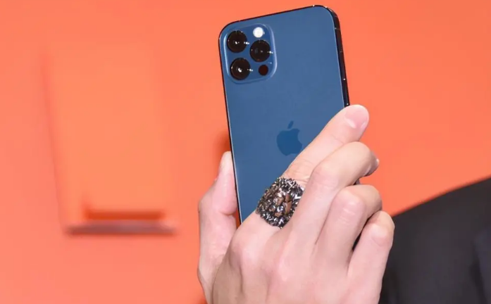 道里苹果手机维修分享iPhone12系列重启方法教程 